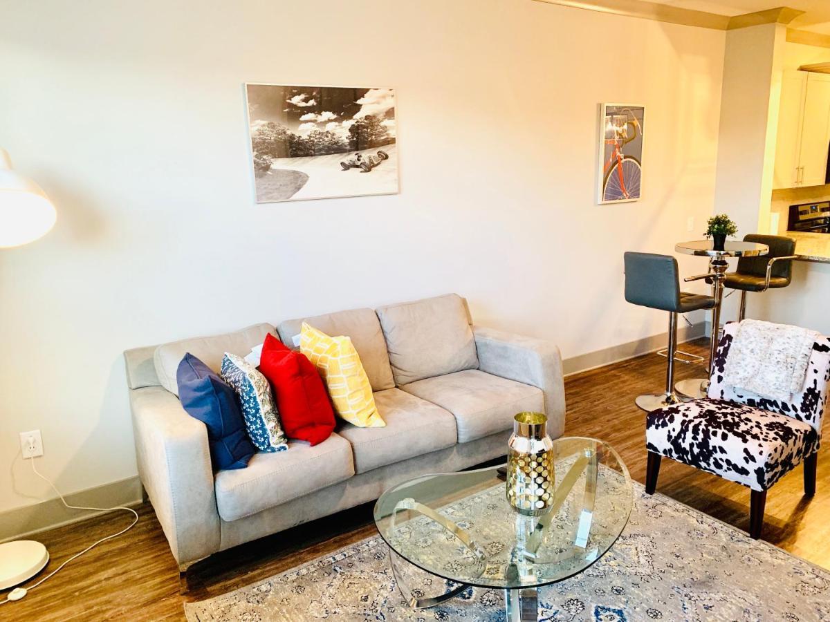 Luxurious And Cozy Apartment In Heart Of Buckhead Атланта Екстер'єр фото