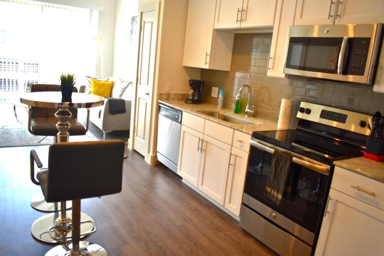 Luxurious And Cozy Apartment In Heart Of Buckhead Атланта Екстер'єр фото