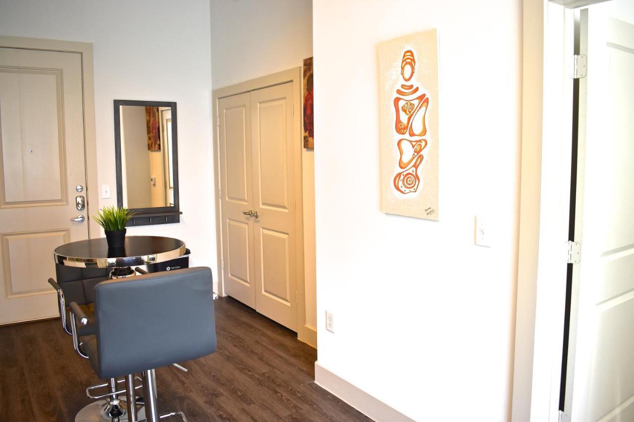 Luxurious And Cozy Apartment In Heart Of Buckhead Атланта Екстер'єр фото