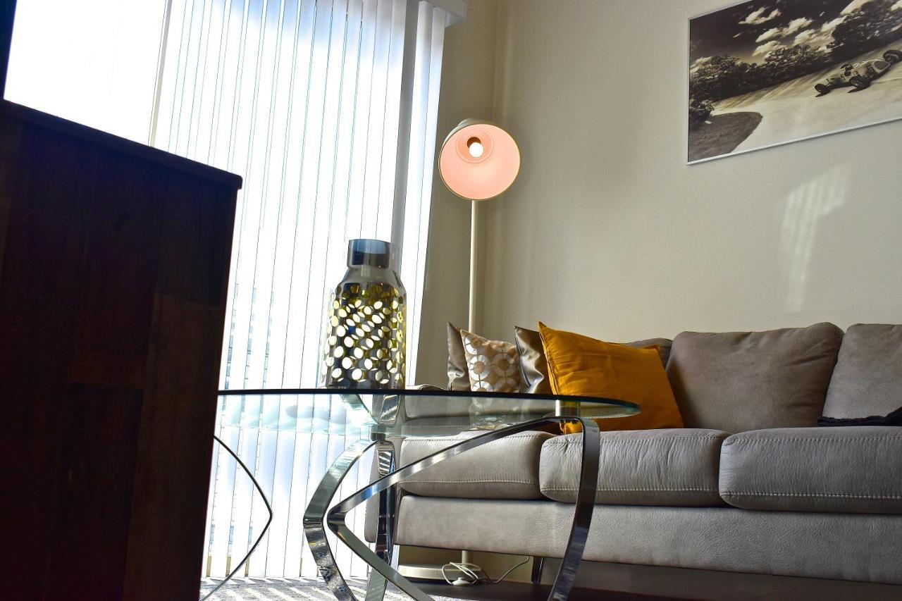 Luxurious And Cozy Apartment In Heart Of Buckhead Атланта Екстер'єр фото